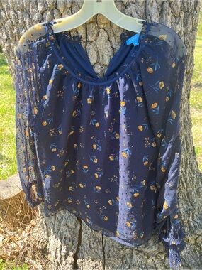 ⭐️Draper James Sheer Boho Blouse in size M